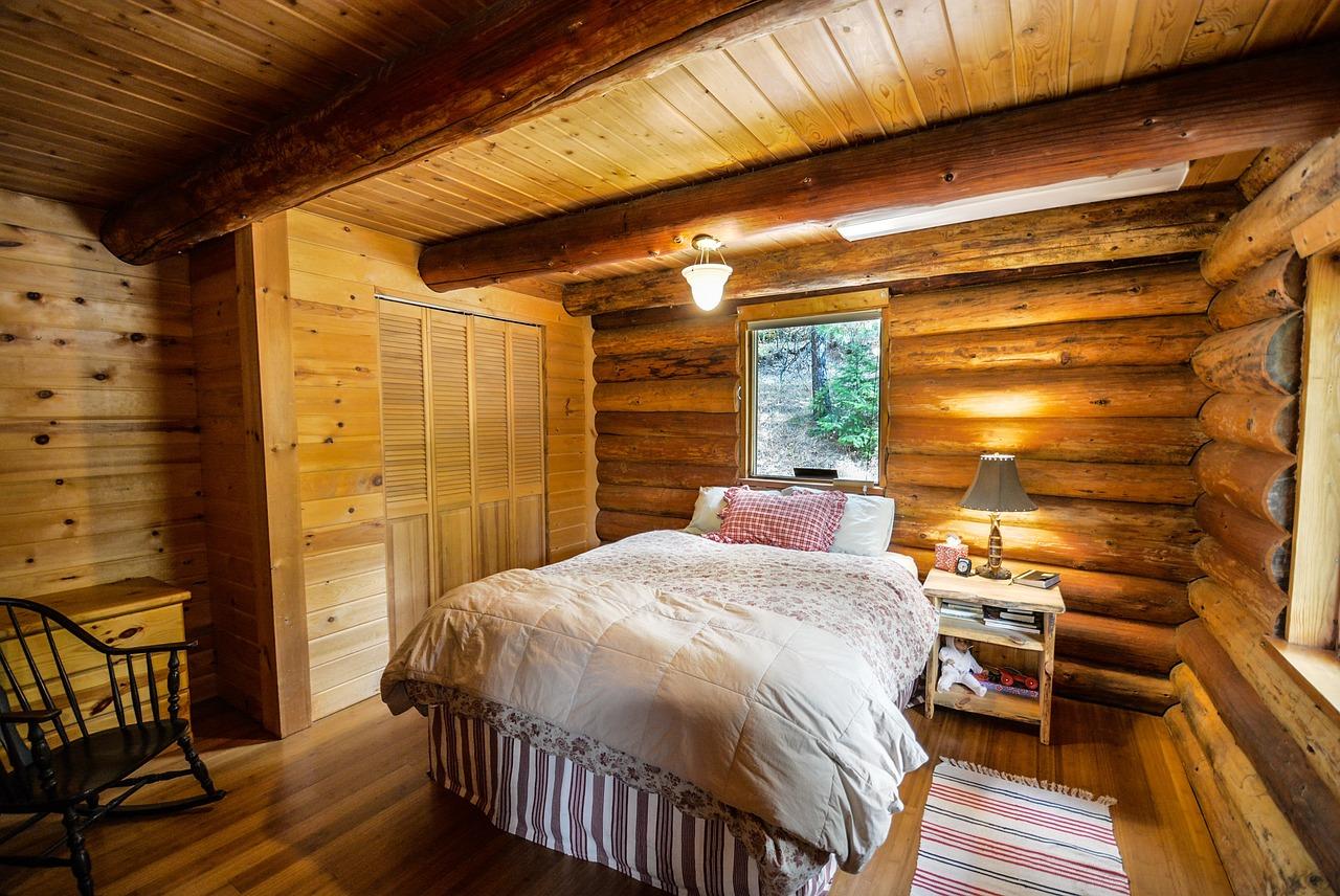 Jak dobrać kolor ścian do brązowego łóżka i mebli w sypialni?