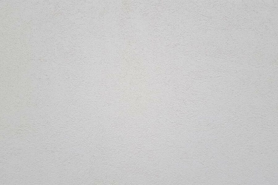 Czy można nakładać gładź na farbę akrylową? Wskazówki i porady dla profesjonalistów