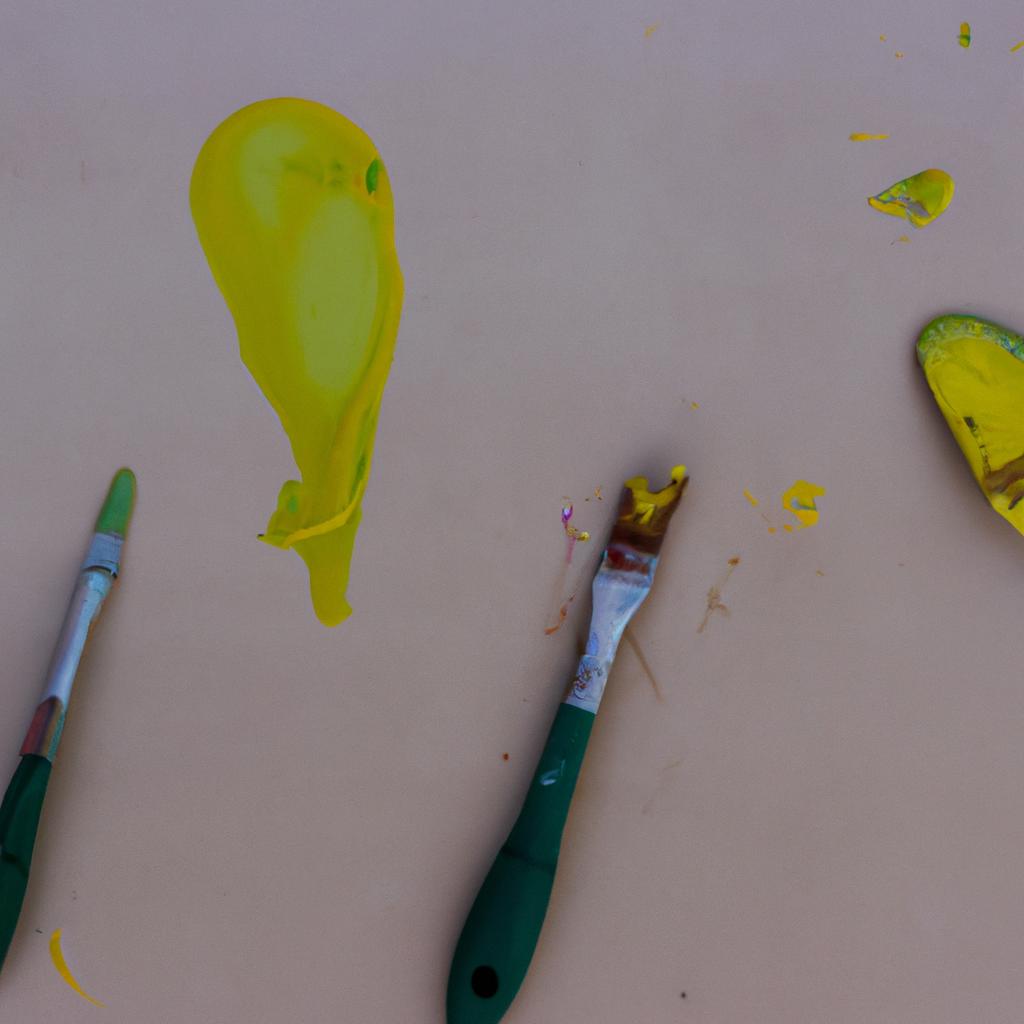 Jak skutecznie zamalować żółte plamy na suficie? Poradnik dla domowych majsterkowiczów