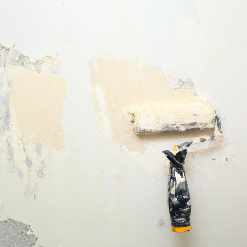 Jak skutecznie usunąć farbę i płytki ze ściany: praktyczne porady i metody