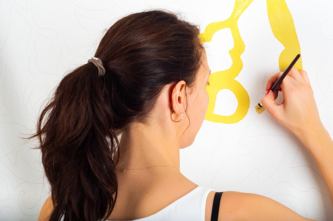 Jak skutecznie usunąć smugi po malowaniu – poradnik dla perfekcjonistów