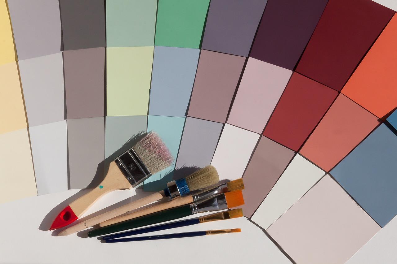 Jaką firmę farb wybrać do malowania ścian? Poradnik dla niezdecydowanych